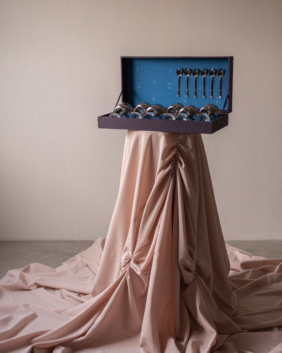 Paauksuotos ledainės originalioje pakuotėje