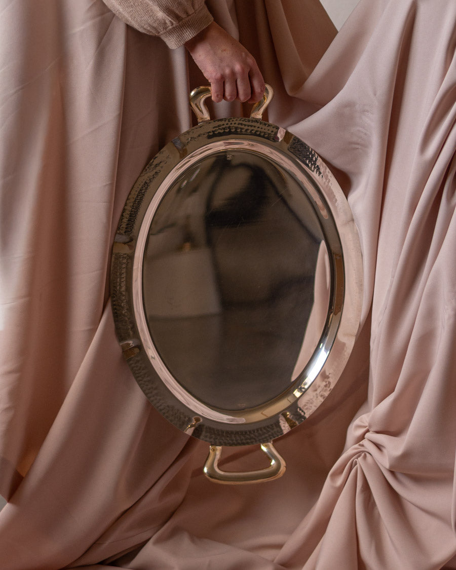 Vintažinis sidabru dengtas, ovalo formos vintažinis padėklas