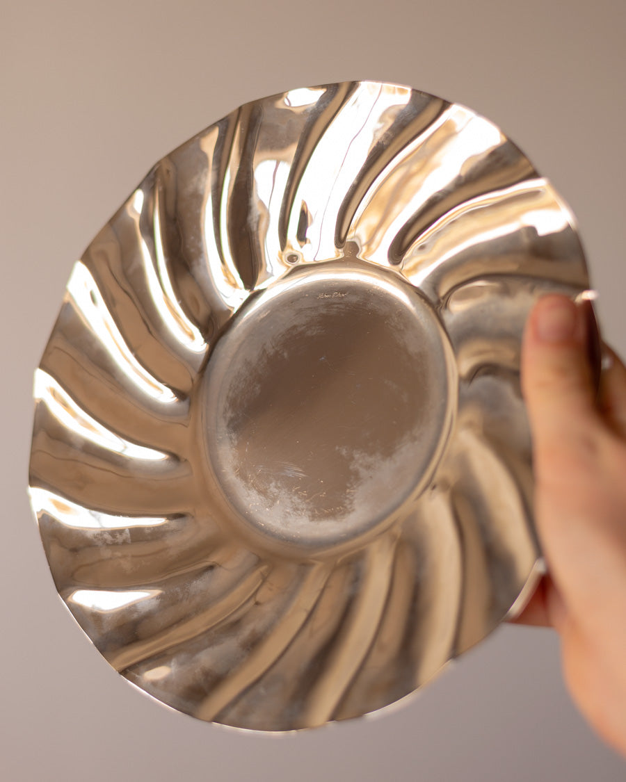 Sidabru dengta dekoratyvi lėkštė