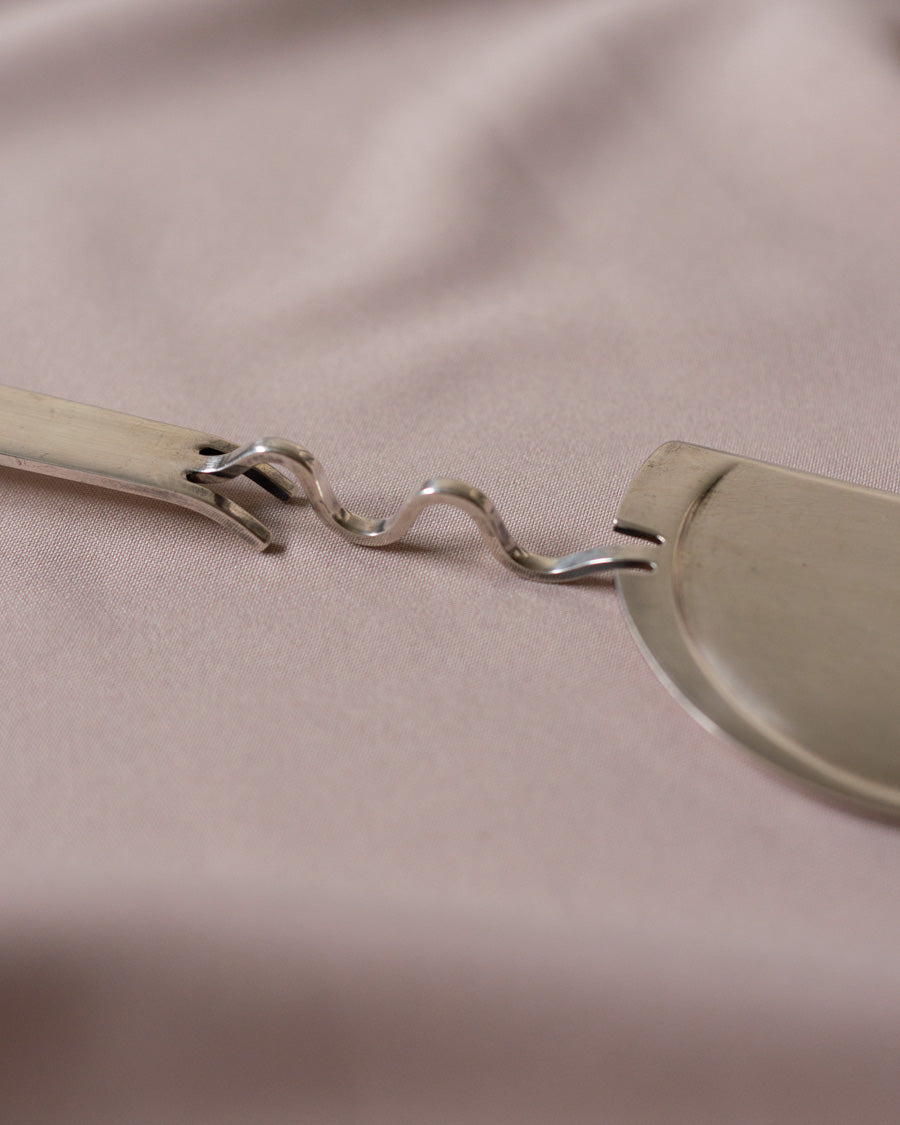 Brutalistinio dizaino, sidabru dengta Rosenthal torto mentelė