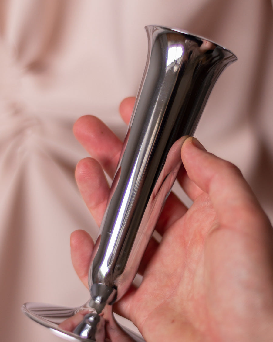 Metalinė vintažinė vazelė