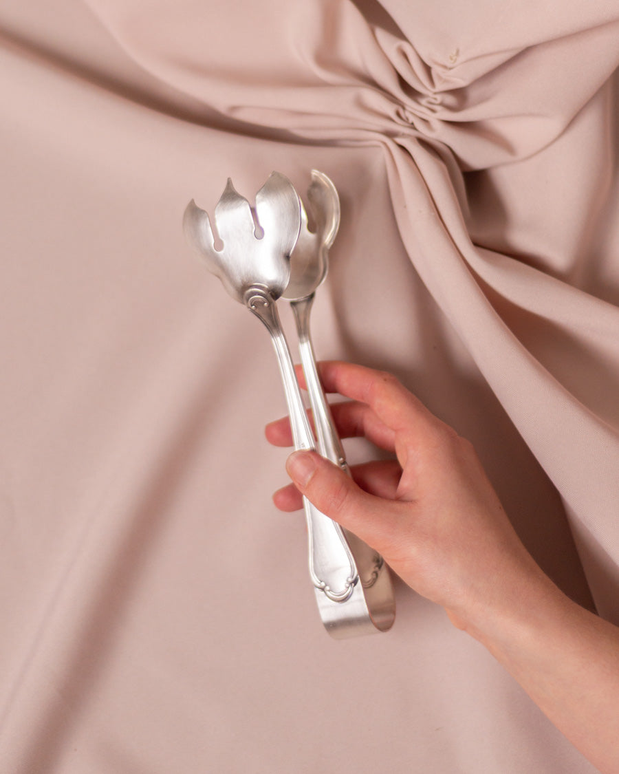 Sidabru dengtos serviravimo žnyplės