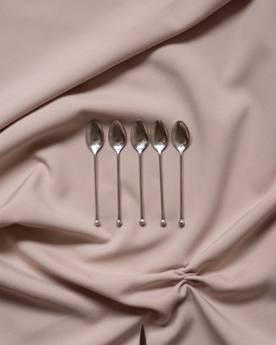 Vintažiniai šaukšteliai su rutuliukais