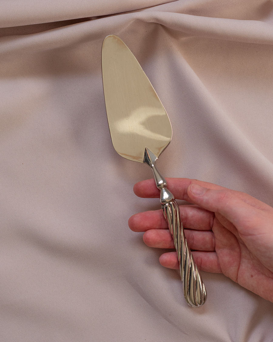 Torto mentelė su dekoratyvia rankena