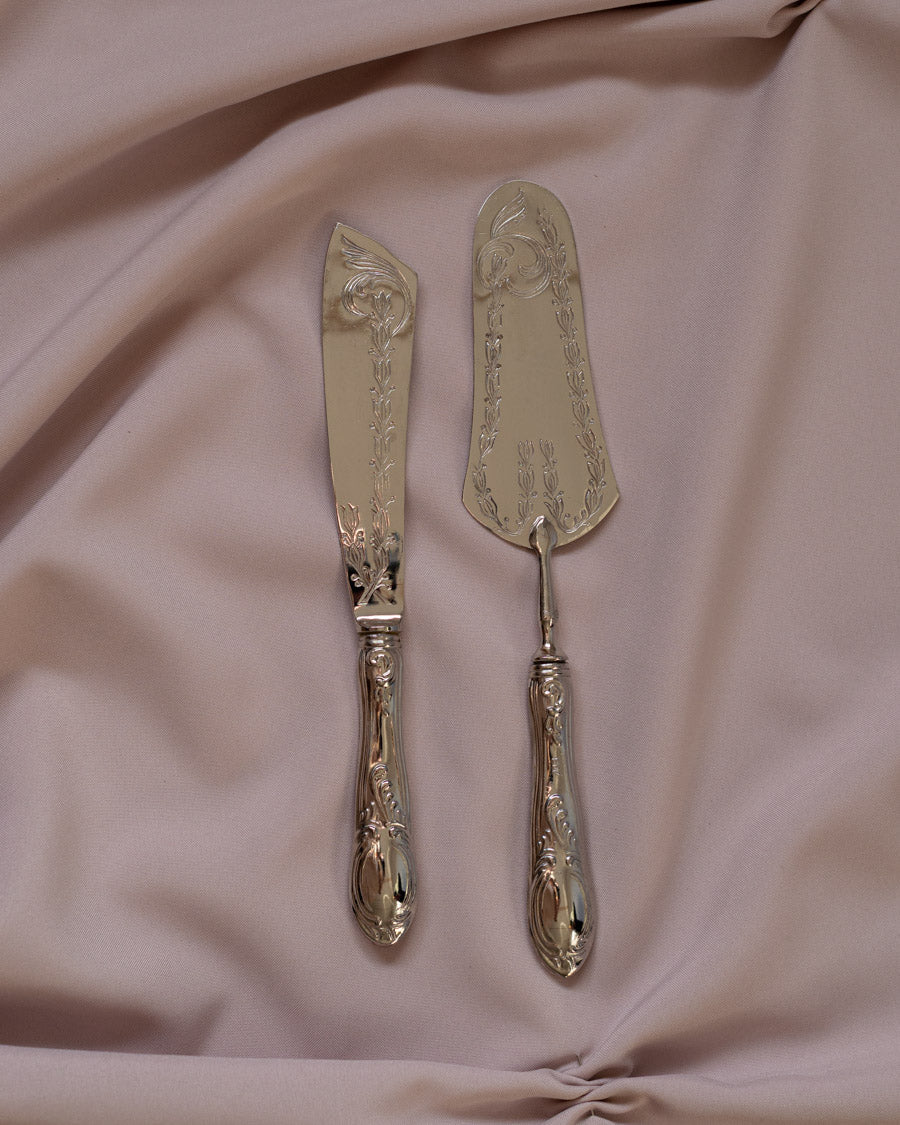 Klasikinio dizaino vintažiniai torto įrankiai