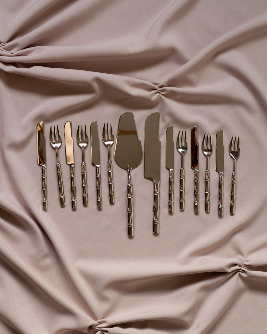 Sidabru dengtas desertų įrankių rinkinys originalioje dėžutėje