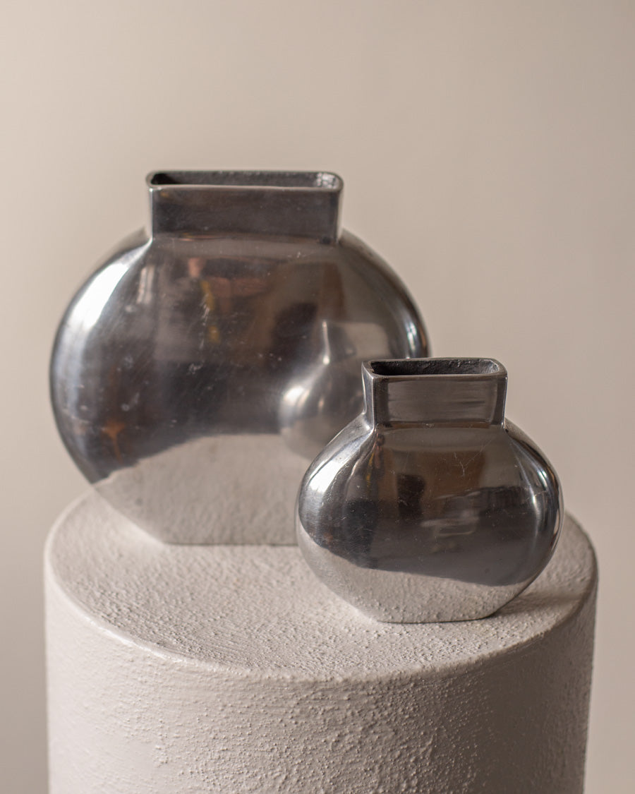 Geometriška mažesnė vazelė